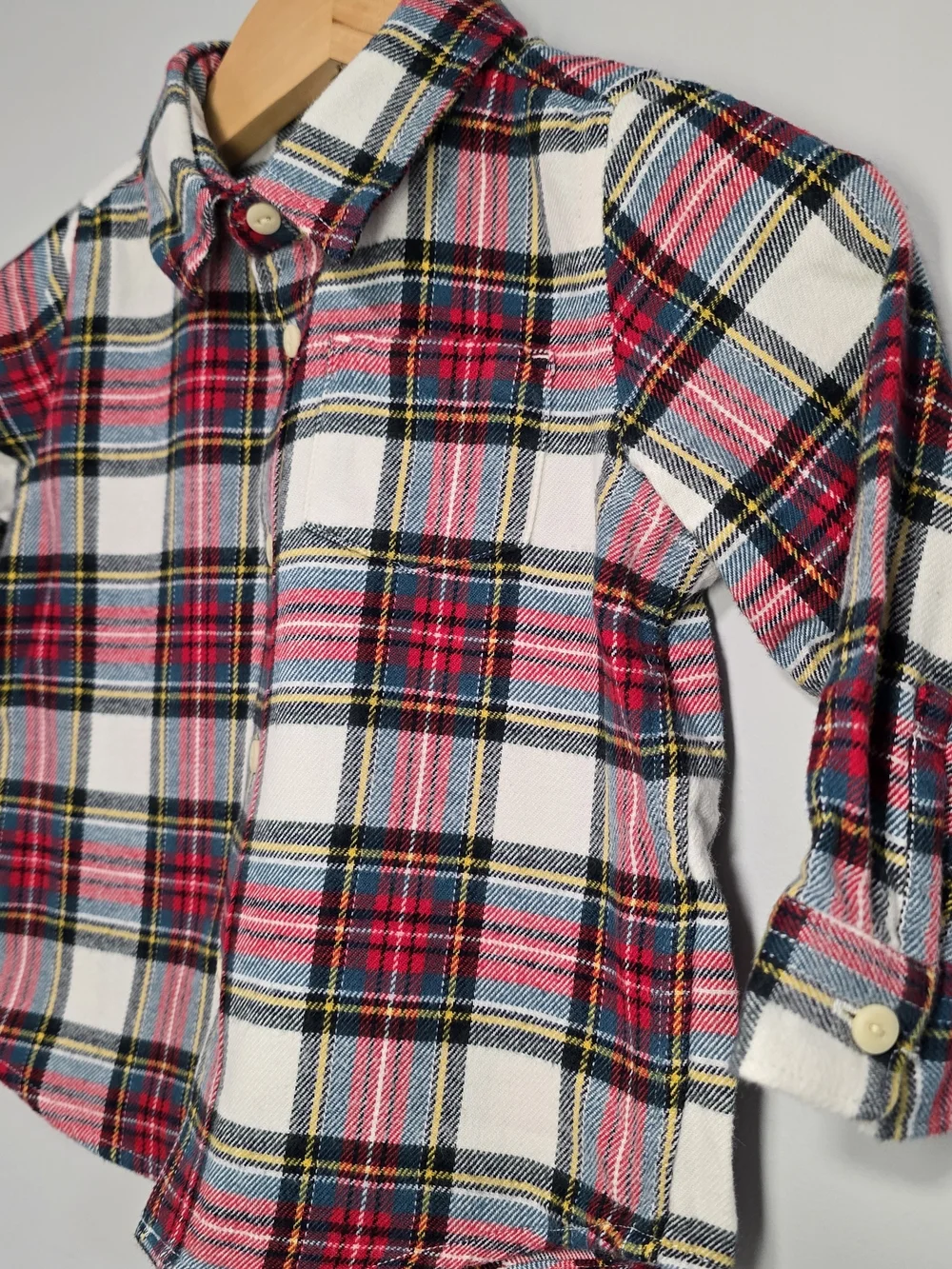 GAP Plaid Button-Down Shirt in White, Red & Blue,yellow Holiday Soft Cotton.